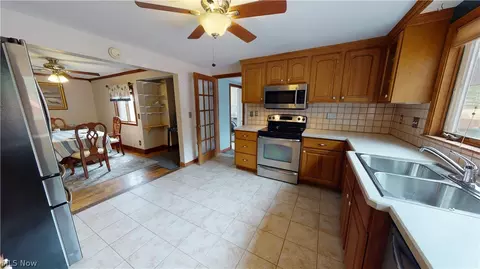7138 Maple St, Mentor, OH 44060 photo 13