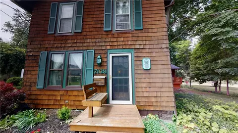7138 Maple St, Mentor, OH 44060 photo 2