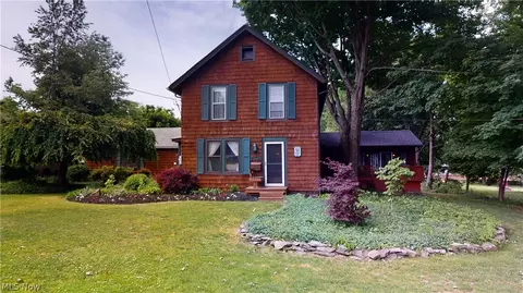 7138 Maple St, Mentor, OH 44060 photo 1
