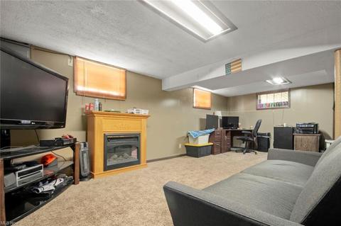 367 Creed St, Struthers, OH 44471 photo 16