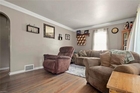 367 Creed St, Struthers, OH 44471 photo 6