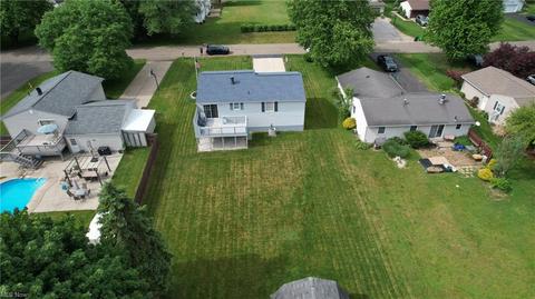 7648 Cambridge Ave NW, Massillon, OH 44646 photo 2