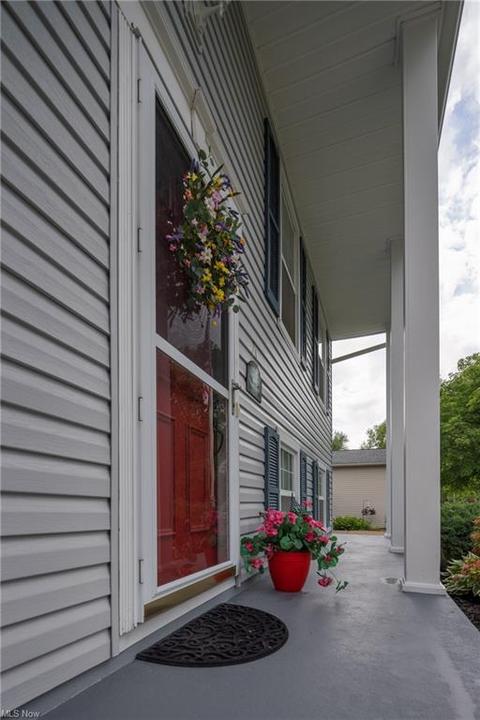 7648 Cambridge Ave NW, Massillon, OH 44646 photo 3