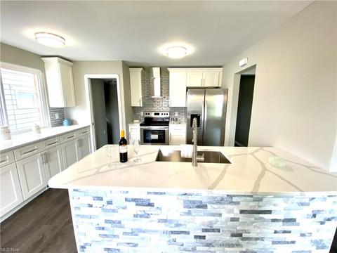 3436 Brookview Blvd, Parma, OH 44134 photo 9