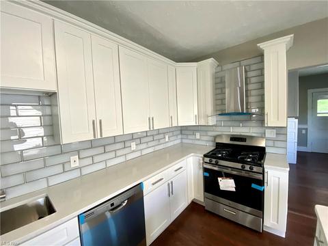 2206 Lorimer Rd, Parma, OH 44134 photo 9