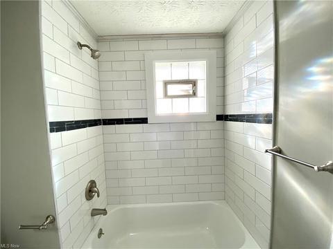 2206 Lorimer Rd, Parma, OH 44134 photo 18