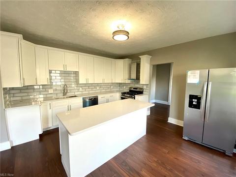 2206 Lorimer Rd, Parma, OH 44134 photo 7