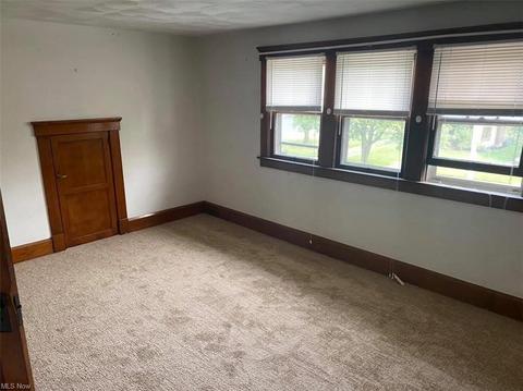 346 Cambridge Ave, Elyria, OH 44035 photo 10