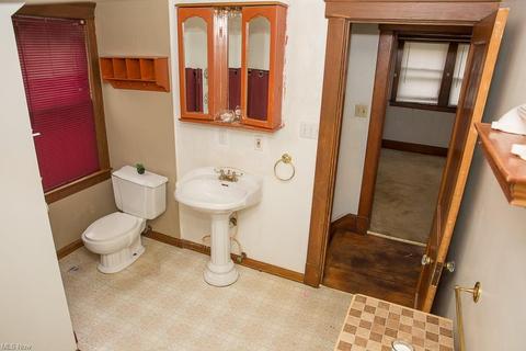 346 Cambridge Ave, Elyria, OH 44035 photo 16