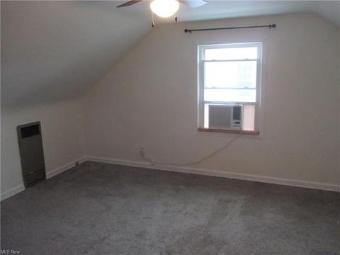1034 5th St, Struthers, OH 44471 photo 6