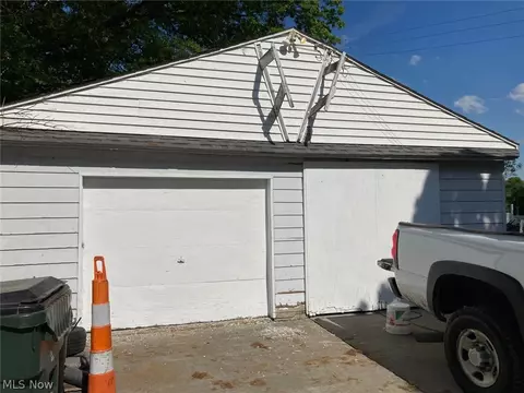 8840 School St, Windham, OH 44288 photo 2