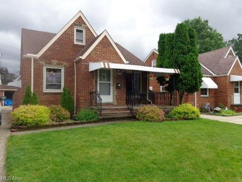 8317 Whitehaven Dr, Parma, OH 44129 photo 26