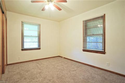 381 Eckard Ave, Akron, OH 44314 photo 26