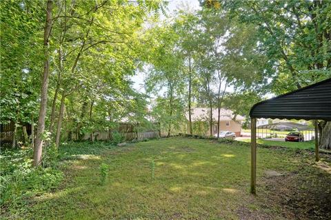 381 Eckard Ave, Akron, OH 44314 photo 7