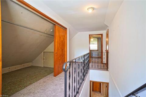 381 Eckard Ave, Akron, OH 44314 photo 28