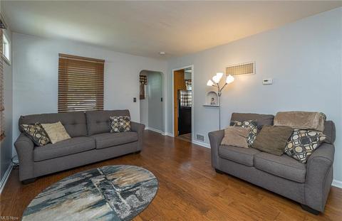 454 Ohio St, Elyria, OH 44035 photo 10