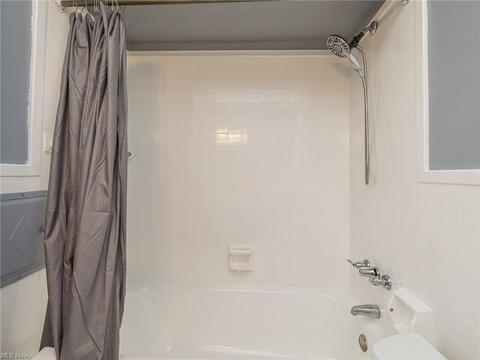 6903 Gerald Ave, Parma, OH 44129 photo 14