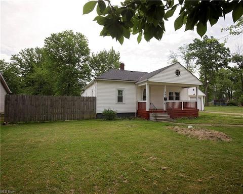 341 Abbe Rd N, Elyria, OH 44035 photo 1