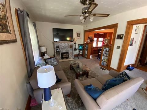 63 E Dalton St, Akron, OH 44310 photo 7