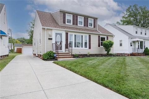 769 E 249th St, Euclid, OH 44123 photo 2