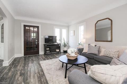 7607 Essen Ave, Parma, OH 44129 photo 7