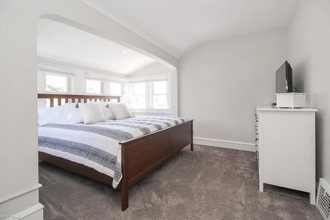 7607 Essen Ave, Parma, OH 44129 photo 19