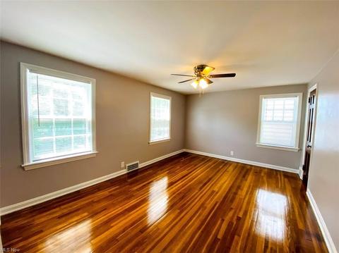 85 E 196th St, Euclid, OH 44119 photo 9
