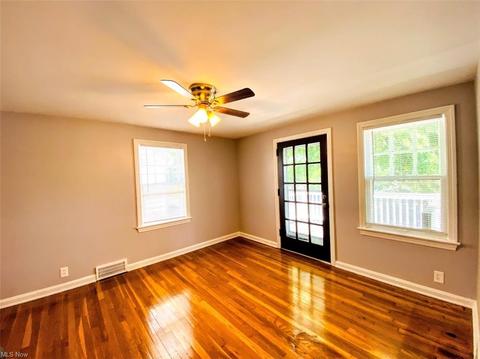85 E 196th St, Euclid, OH 44119 photo 7