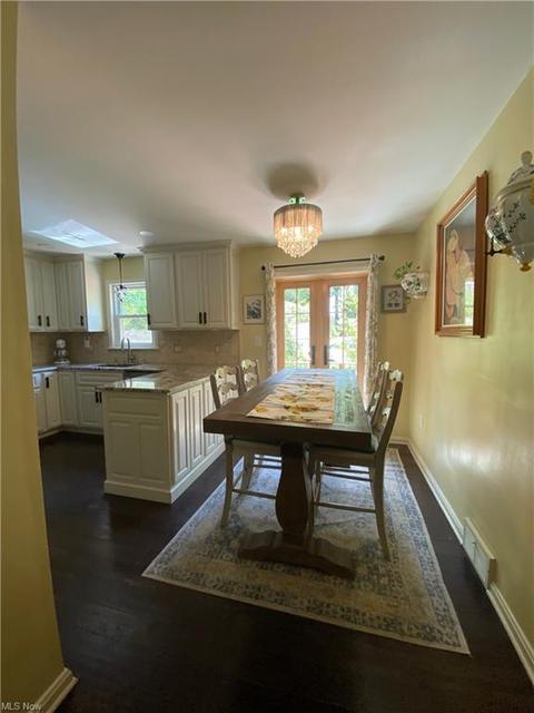 2235 Lorimer Rd, Parma, OH 44134 photo 4