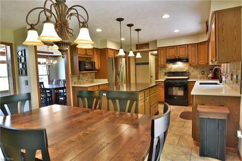 855 Deep Woods Dr, Aurora, OH 44202 photo 12