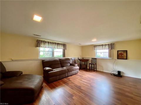 653 Augdon Dr, Elyria, OH 44035 photo 25
