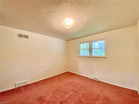 653 Augdon Dr, Elyria, OH 44035 photo 20