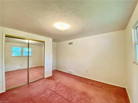 653 Augdon Dr, Elyria, OH 44035 photo 19