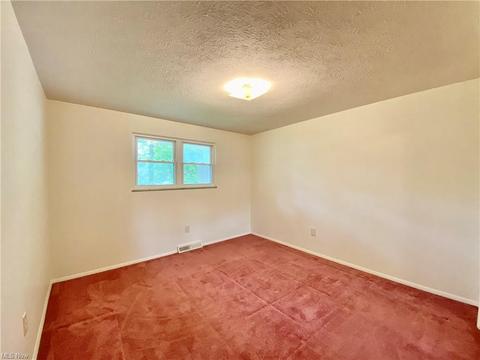 653 Augdon Dr, Elyria, OH 44035 photo 18
