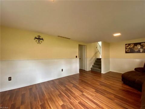 653 Augdon Dr, Elyria, OH 44035 photo 27