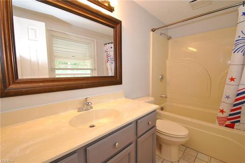 30200 Powell Rd, Willowick, OH 44095 photo 23