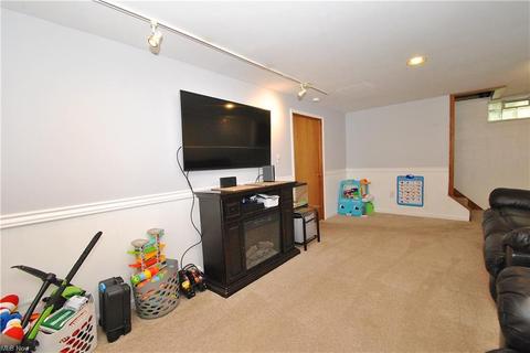 30200 Powell Rd, Willowick, OH 44095 photo 31