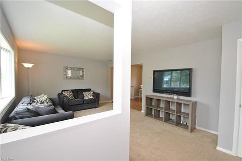 30200 Powell Rd, Willowick, OH 44095 photo 12