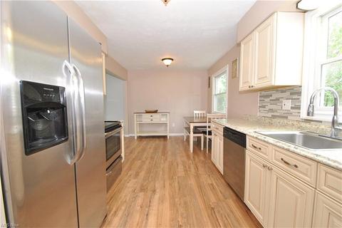 30200 Powell Rd, Willowick, OH 44095 photo 18