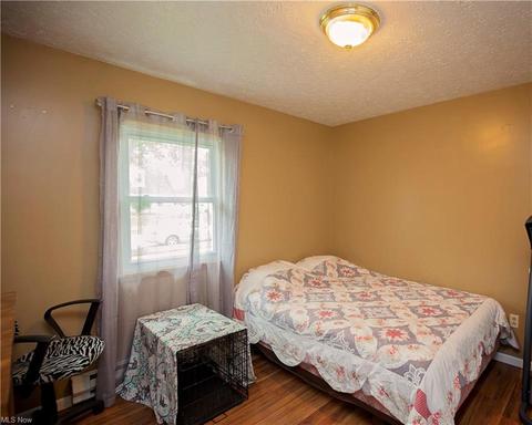 132 Tennessee Ave, Elyria, OH 44035 photo 10