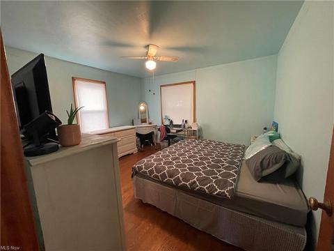 481 Edison St, Struthers, OH 44471 photo 10