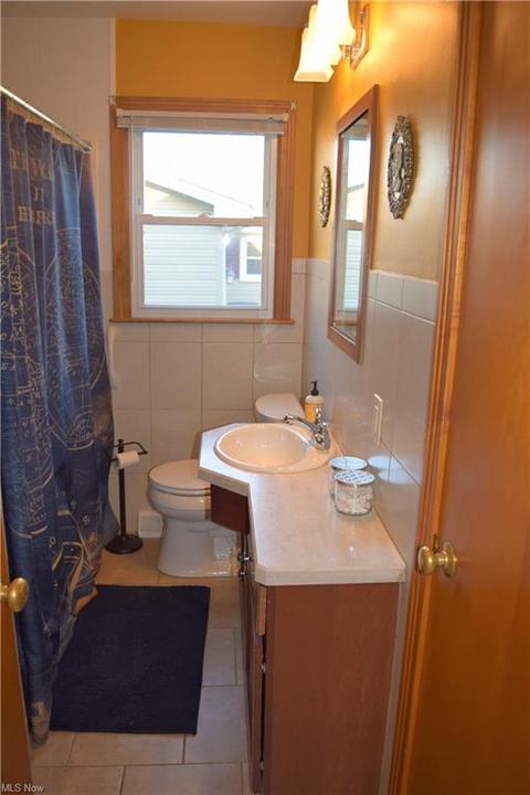 481 Edison St, Struthers, OH 44471 photo 7