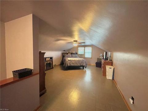 481 Edison St, Struthers, OH 44471 photo 9