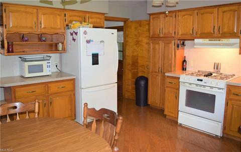 481 Edison St, Struthers, OH 44471 photo 6