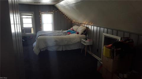 554 Como St, Struthers, OH 44471 photo 7