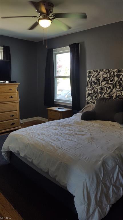 554 Como St, Struthers, OH 44471 photo 9