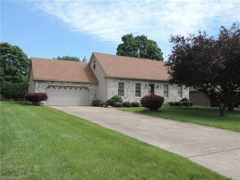 1276 Valley View Dr, Boardman, OH 44512 photo 1