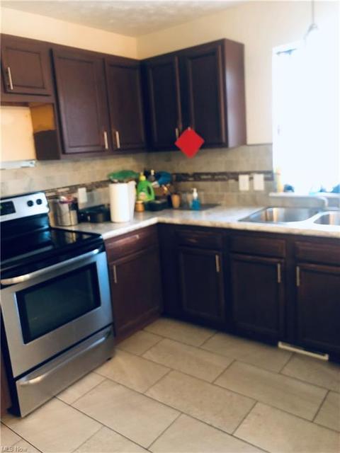 705 Bisson Ave, Akron, OH 44307 photo 6