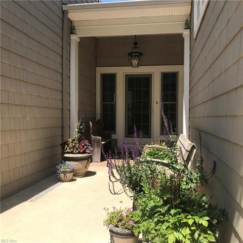315 Riverside Dr, Huron, OH 44839 photo 3