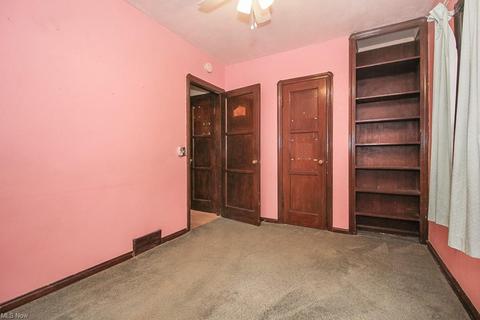 378 E Ridgewood Dr, Seven Hills, OH 44131 photo 14